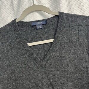 Vtg J. Crew 100% Wool Gray Textured V Neck Sweater Preppy Classic Quiet Luxury